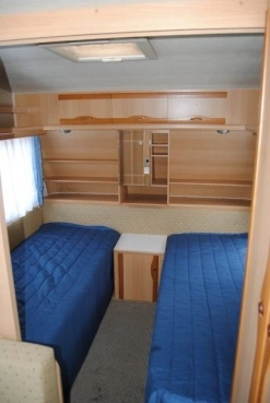                         ADRIA UNICA 502 Stan bardzo dobry! Przedsionek! Zarejestrowana w PL! - zdjęcie 5
                        