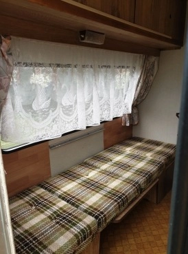                         Przyczepka Kempingowa Home Car Eureka 32GL 3 os DMC 630 + Przedsionek - zdjęcie 10
                        