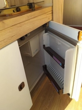                         Kamper sprzedam Fiat Ducato Nowa cena PILNE - zdjęcie 10
                        