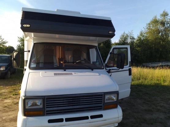                         Kamper sprzedam Fiat Ducato Nowa cena PILNE - zdjęcie 17
                        