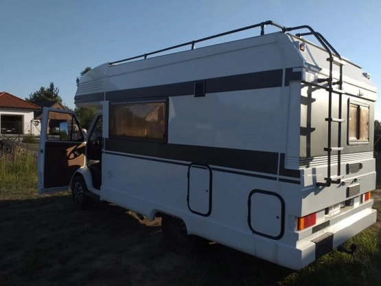                         Kamper sprzedam Fiat Ducato Nowa cena PILNE - zdjęcie 4
                        