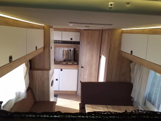                         Kamper sprzedam Fiat Ducato Nowa cena PILNE - zdjęcie 9
                        