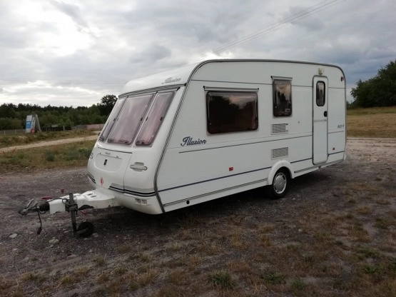                         Przyczepa kempingowa Compass 4 osobowa z przedsionkiem 1998 - zdjęcie 1
                        