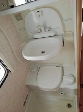                         Przyczepa kempingowa Compass 4 osobowa z przedsionkiem 1998 - zdjęcie 3
                        