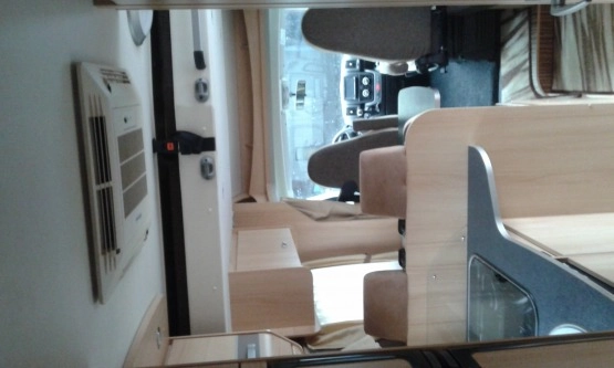                         Fiat Ducato 2,0 Multijet 115 Kamper Sunlight T67 - zdjęcie 2
                        