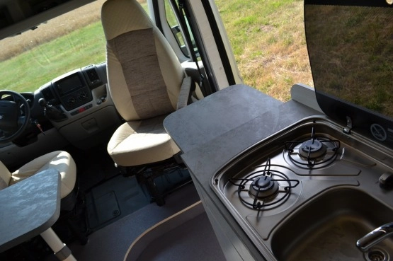                         Citroen Jumper II Camper Van Kamper - zdjęcie 9
                        