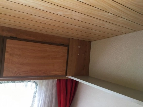                         Przyczepa kempingowa Burstner Club 4-osobowa, przedsionek - zdjęcie 5
                        