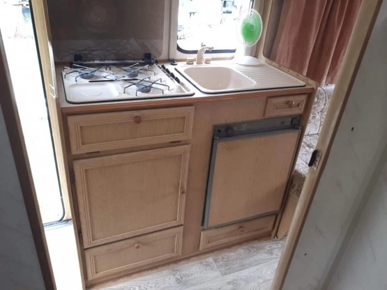                         Przyczepa kempingowa SPRITE Musketeer 1995 r. - zdjęcie 11
                        