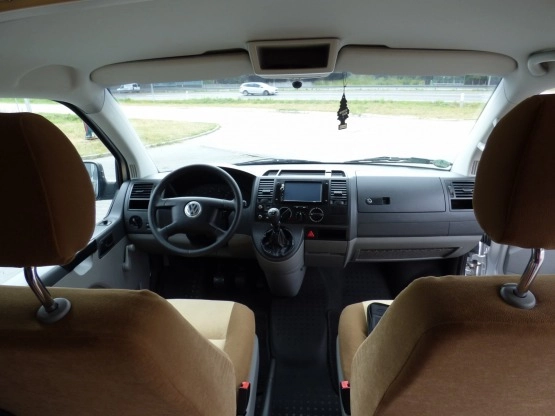                         VW T5 Kamper, profesjonalnie dostosowany - zdjęcie 12
                        
