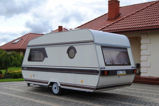                         HOBBY ADX Zarejestrowana! 4os! Ogrzewanie! Przedsionek! DMC 1000 kg! - zdjęcie 7
                        