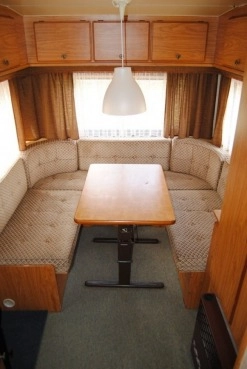                         KNAUS Zadbana 4-osobowa z łazienką! Daszek letni! Na działkę, camping! - zdjęcie 5
                        