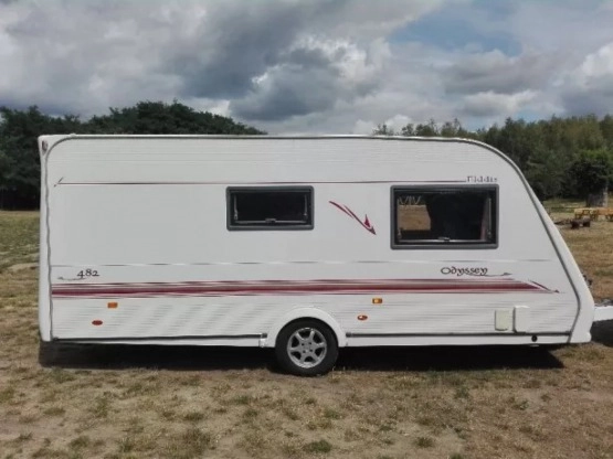                         Elddis Odyssey 482 2+1 Stan Perfekcyjny - zdjęcie 2
                        