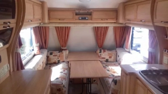                         Elddis Odyssey 482 2+1 Stan Perfekcyjny - zdjęcie 8
                        