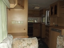                         wnętrze - Przyczepa kempingowa swift corniche 15/2
                        