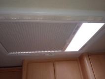                         Hobby De Luxe 495 UL 07r Model 2008' - zdjęcie 1
                        