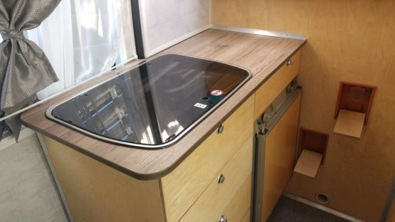                         KAMPER Opel Movano - mocno doinwestowany gotowy do jazdy - zdjęcie 14
                        