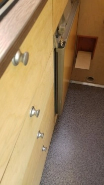                         KAMPER Opel Movano - mocno doinwestowany gotowy do jazdy - zdjęcie 28
                        