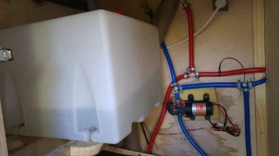                         KAMPER Opel Movano - mocno doinwestowany gotowy do jazdy - zdjęcie 9
                        