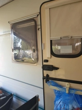                         Przyczepa 4-osobowa - zdjęcie 5
                        