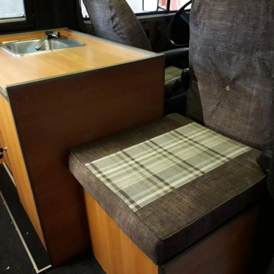                         VW T3 1991 r 1,6D Camper [Pojazd specjalny] - zdjęcie 4
                        