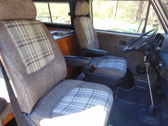                         VW T3 1991 r 1,6D Camper [Pojazd specjalny] - zdjęcie 5
                        