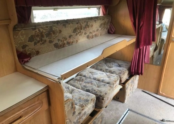                         Avondale Grampian - zdjęcie 16
                        