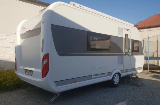                         Przyczepa Kempingowa Hobby 495 WFB Excellent 2018 - zdjęcie 12
                        