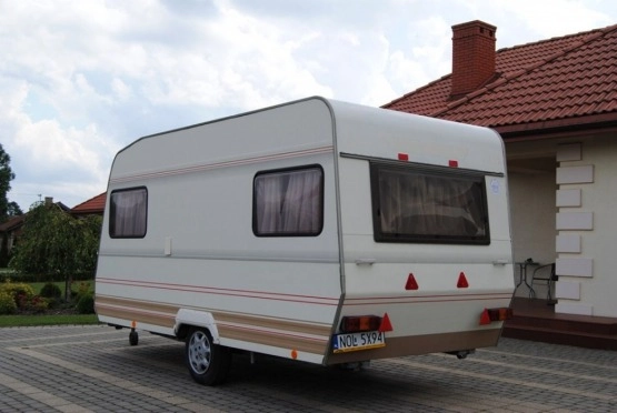                         DETHLEFFS RD3 Zarejestrowana w PL! Przedsionek! Łazienka! DMC 1000 kg - zdjęcie 2
                        