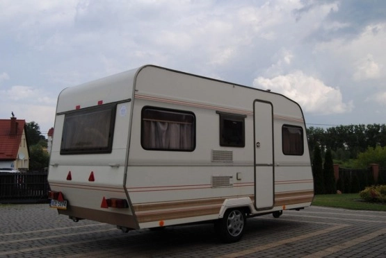                         DETHLEFFS RD3 Zarejestrowana w PL! Przedsionek! Łazienka! DMC 1000 kg - zdjęcie 7
                        