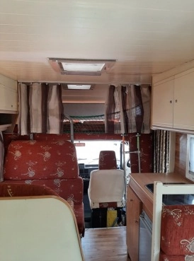                         Camper Fiat Ducato rocznik 90. 1,9 diesel, 5 biegowy - zdjęcie 10
                        