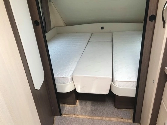                         PRZYCZEPA KEMPINGOWA - HOBBY 610 PRESTIGE - zdjęcie 3
                        