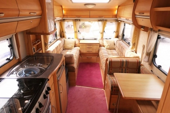                         Przyczepa kempingowa Sterling Moonstone 2002 rok - zdjęcie 4
                        