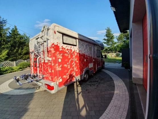                         Kamper Chausson 2007, 3.0, 6 os. - zdjęcie 24
                        