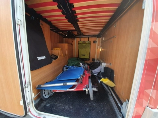                         Kamper Chausson 2007, 3.0, 6 os. - zdjęcie 6
                        