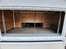                         schowek - Nowa przyczepa kempingowa Burstner Premio Plus 520 TL 
                        