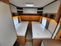                         sypialnia - Nowa przyczepa kempingowa Burstner Premio Plus 520 TL 
                        