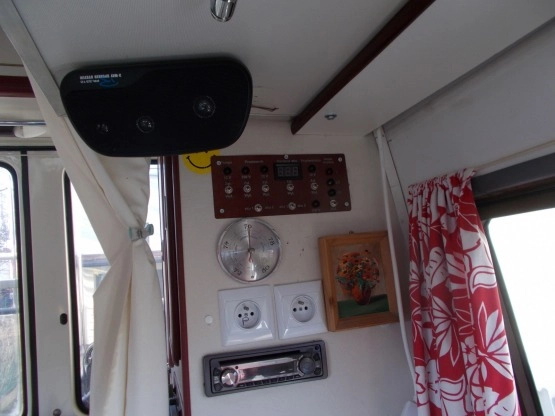                         Kamper Renault Trafic - zdjęcie 3
                        