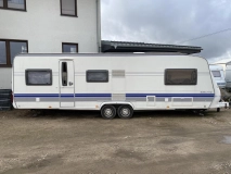                         prawy bok - Przyczepa kempingowa Hobby Prestige 720 UML 
                        