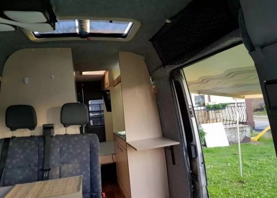                         Mercedes Sprinter Maxi 2005 313 cdi - zdjęcie 20
                        