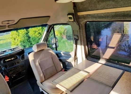                         Mercedes Sprinter Maxi 2005 313 cdi - zdjęcie 25
                        