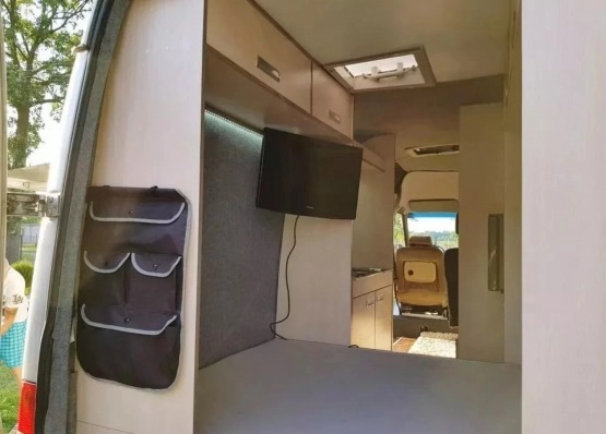                         Mercedes Sprinter Maxi 2005 313 cdi - zdjęcie 6
                        