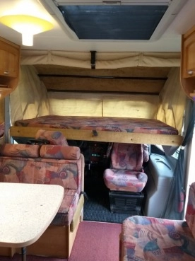                         Camper Burstner Elegance i 572 - zdjęcie 6
                        