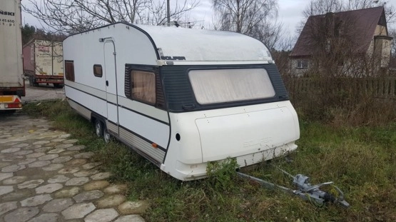                        Przyczepa kempingowa skandynawskiej produkcji SOLIFERT typ 6702i, dla 6 osób, długość 8660 mm - zdjęcie 14
                        