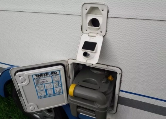                         KNAUS BLUE LINE 500 TL - zdjęcie 18
                        