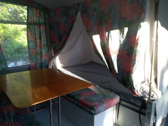                         Sprzedam przyczepę namiotową - zdjęcie 11
                        