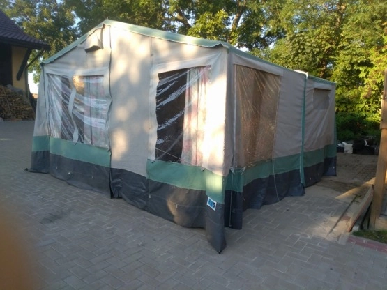                         Sprzedam przyczepę namiotową - zdjęcie 1
                        