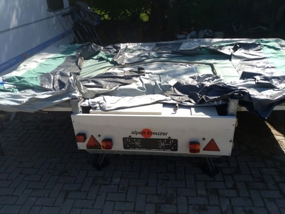                         Sprzedam przyczepę namiotową - zdjęcie 7
                        