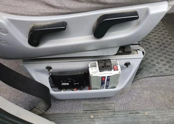                         Mini Kamper Mercedes Vito - zdjęcie 12
                        