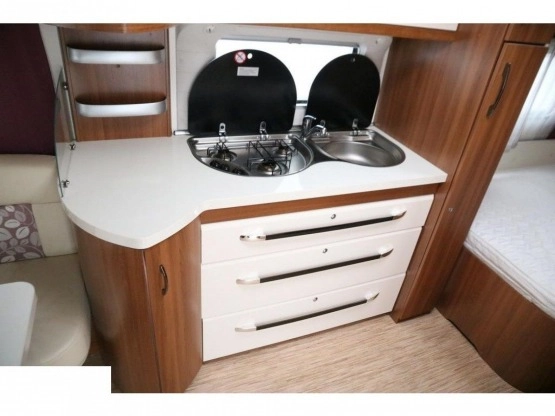                         Hobby Exellent 540 UFE, 2013/2014 - zdjęcie 12
                        