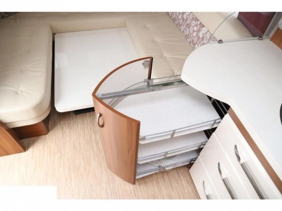                         Hobby Exellent 540 UFE, 2013/2014 - zdjęcie 28
                        